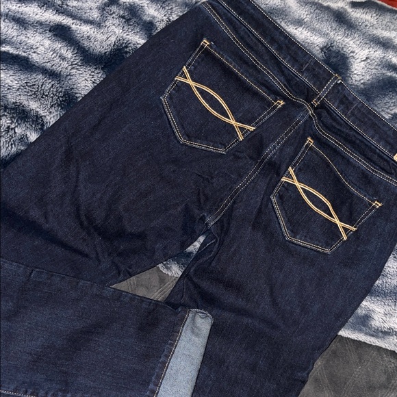 Abercrombie & Fitch Women’s Indigo Slim Jeans - Picture 6 of 7